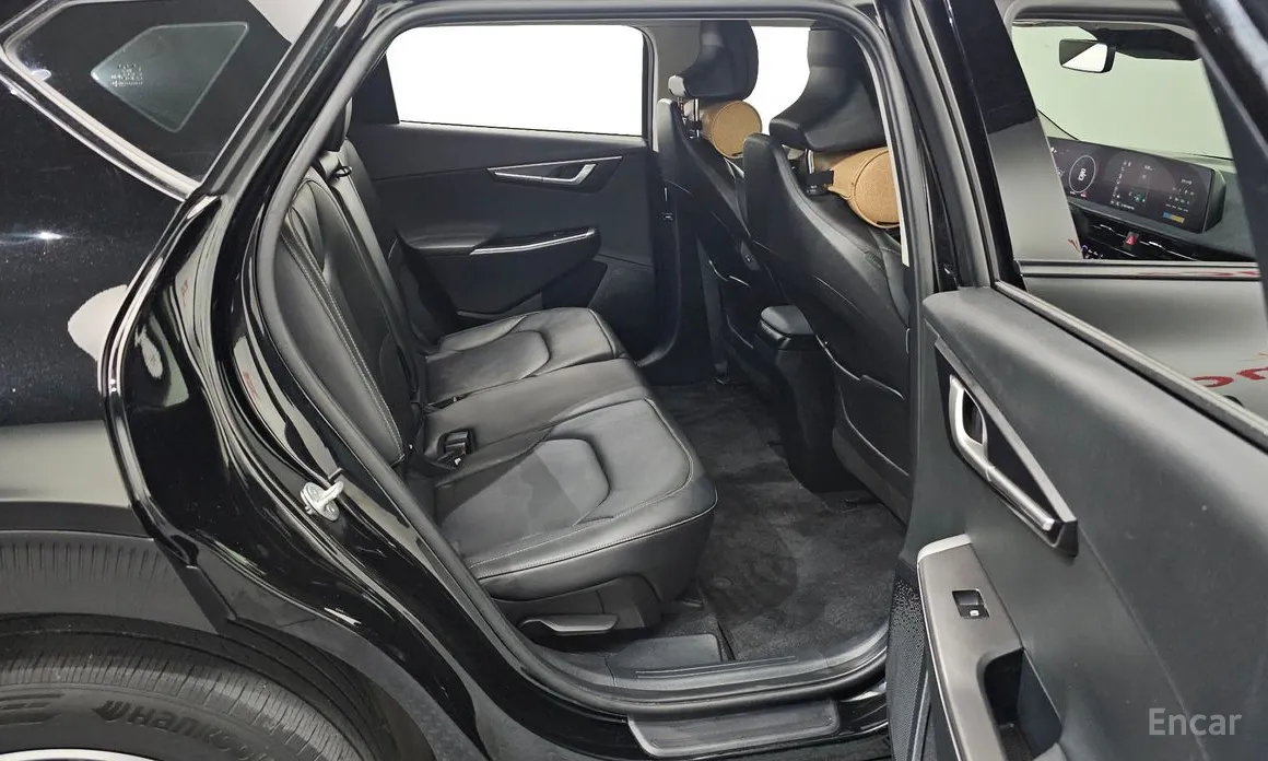 Фото 12 - Kia EV6