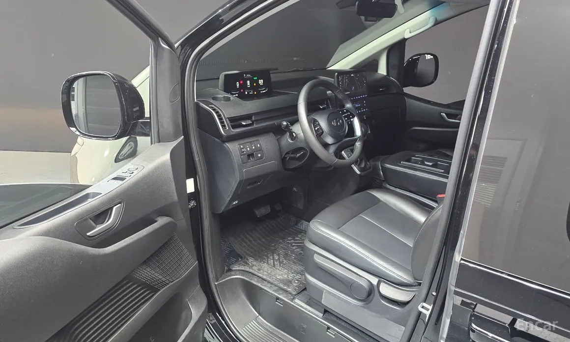 Фото 10 - Hyundai Staria