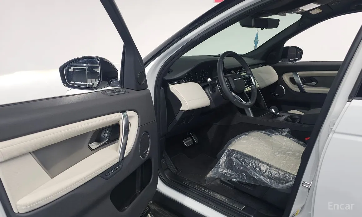 Фото 10 - Land Rover Discovery Sport