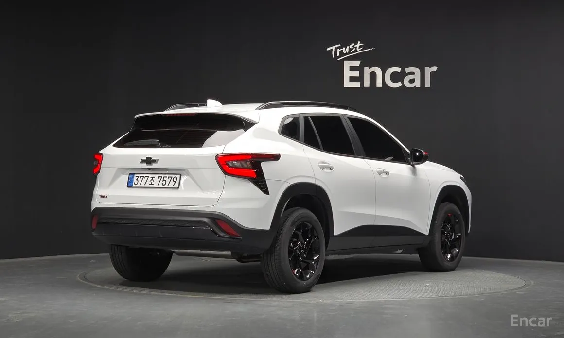 Фото 2 - Chevrolet Trax