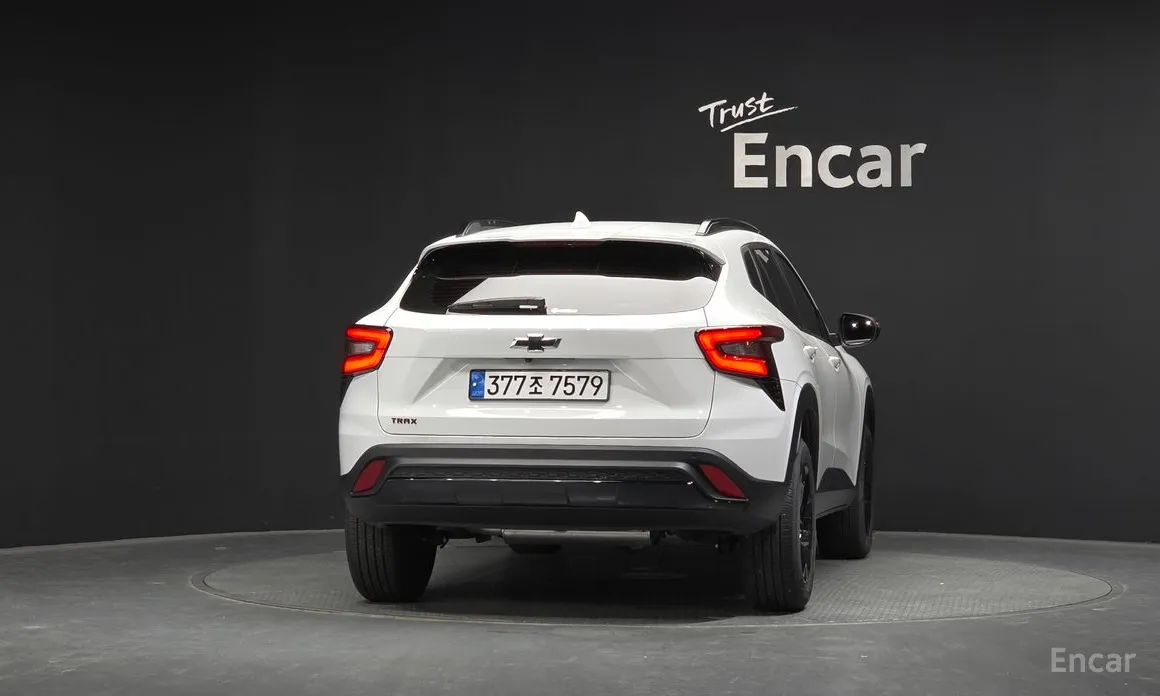 Фото 4 - Chevrolet Trax