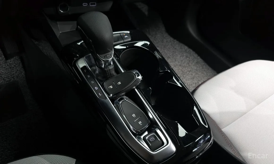 Фото 9 - Chevrolet Trax