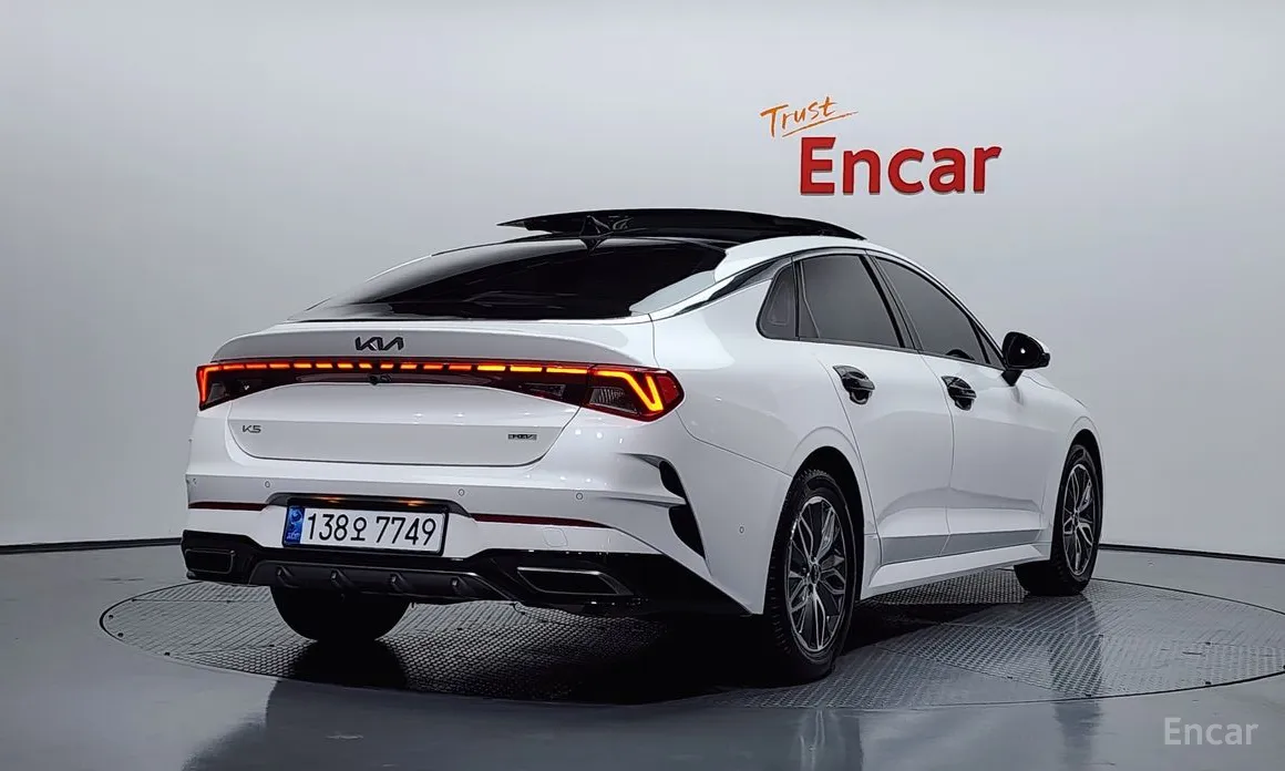 Фото 2 - Kia K5
