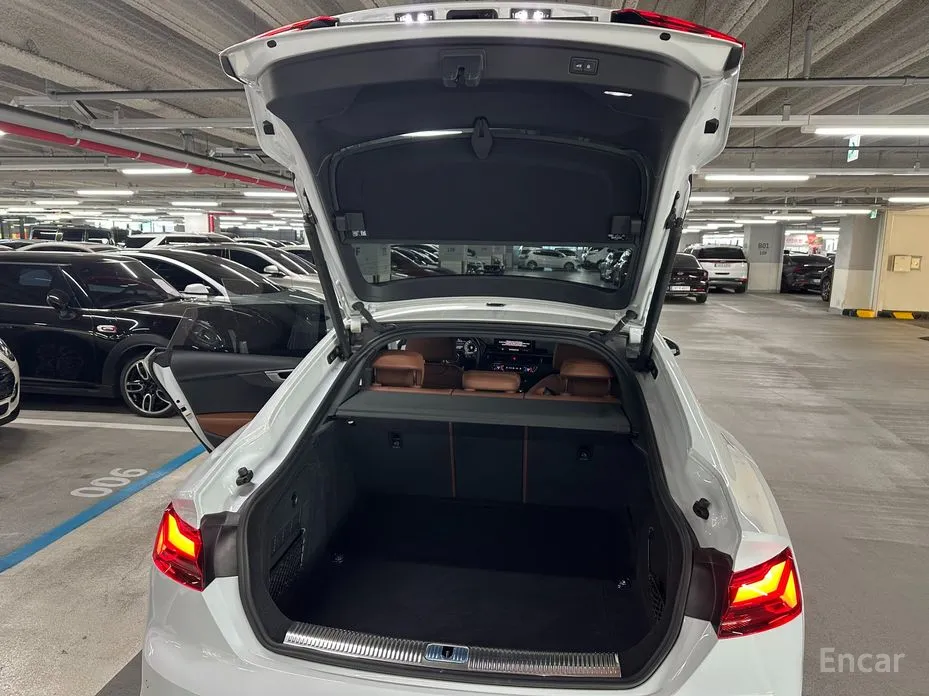 Фото 18 - Audi A5