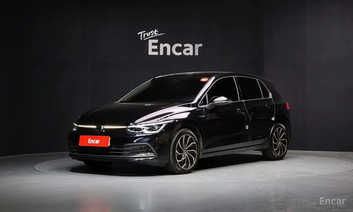 Фото 1 - Volkswagen Golf