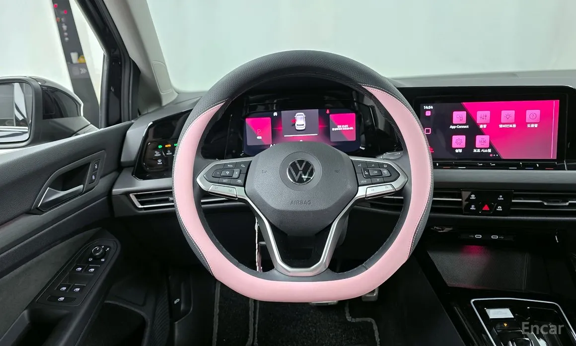 Фото 13 - Volkswagen Golf