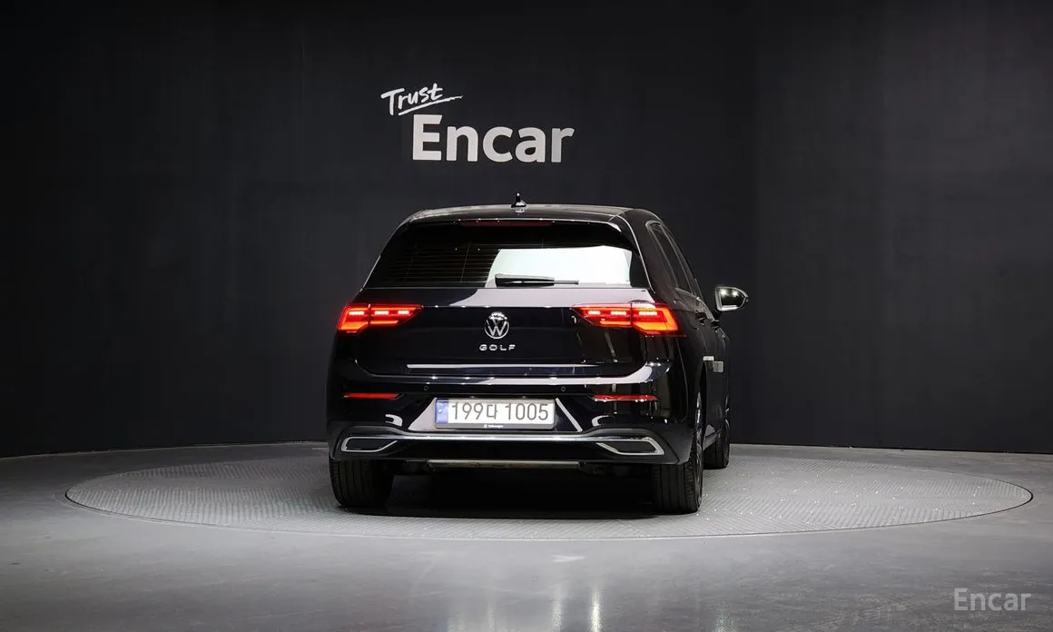 Фото 4 - Volkswagen Golf