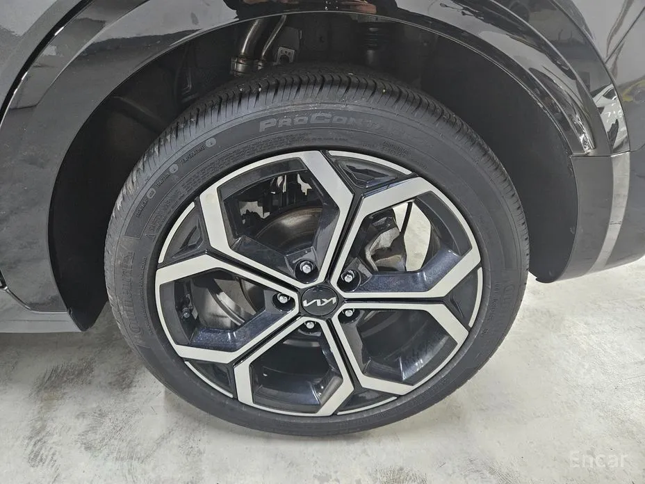 Фото 5 - Kia Niro