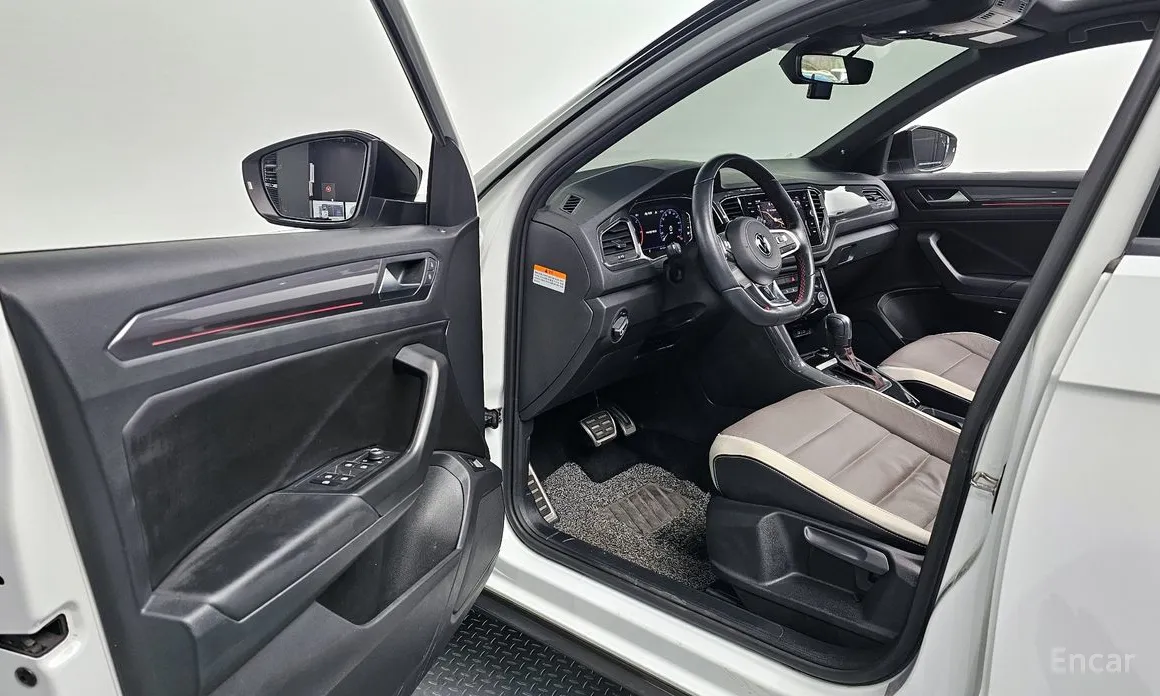 Фото 11 - Volkswagen T-Roc