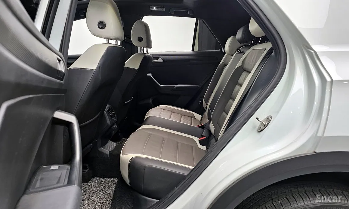 Фото 12 - Volkswagen T-Roc