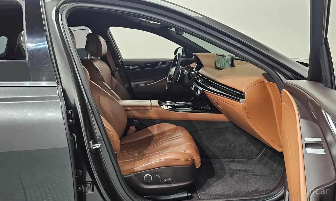 Фото 10 - Genesis G80