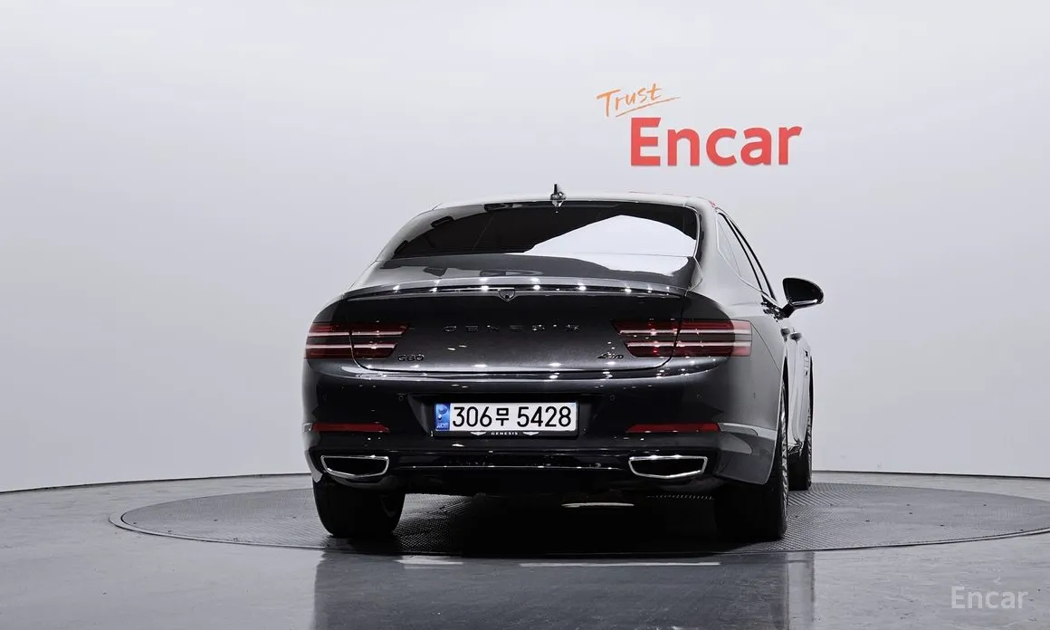 Фото 4 - Genesis G80