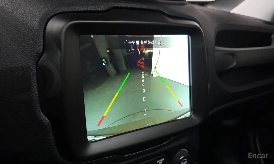 Фото 15 - Jeep Renegade