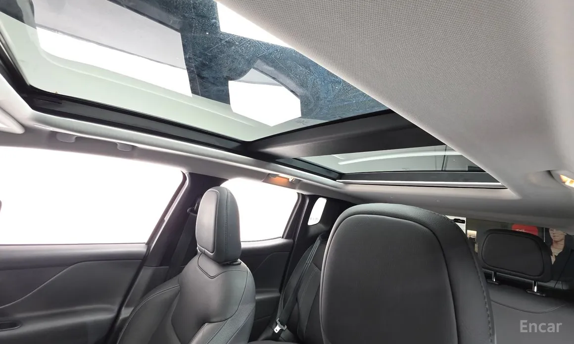 Фото 17 - Jeep Renegade