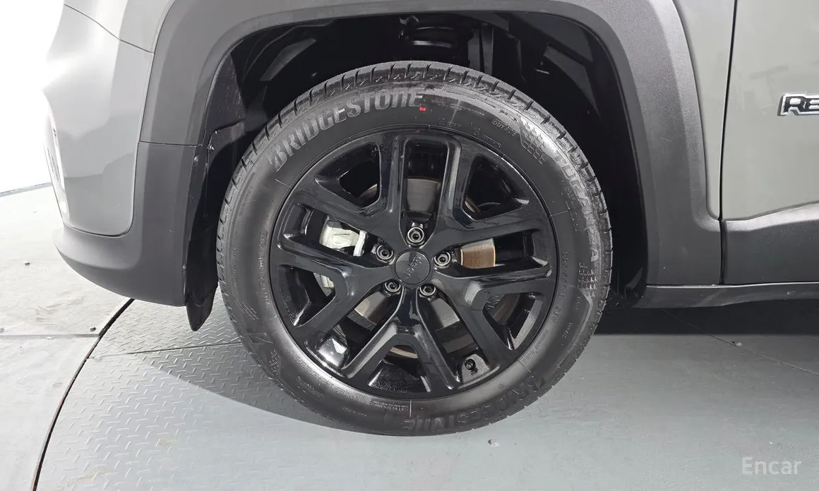 Фото 5 - Jeep Renegade