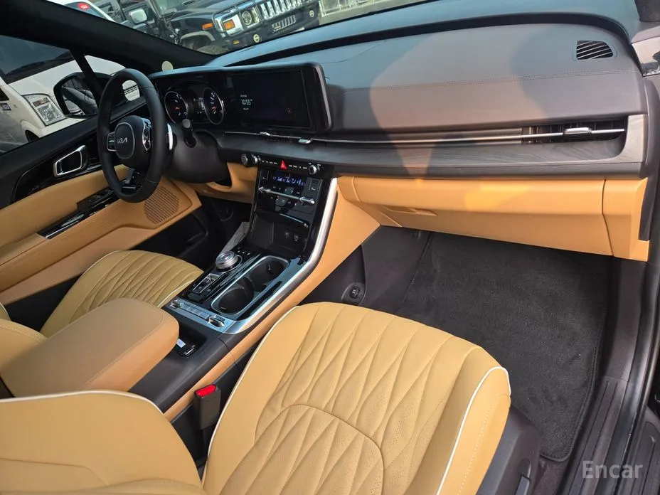 Фото 13 - Kia Carnival