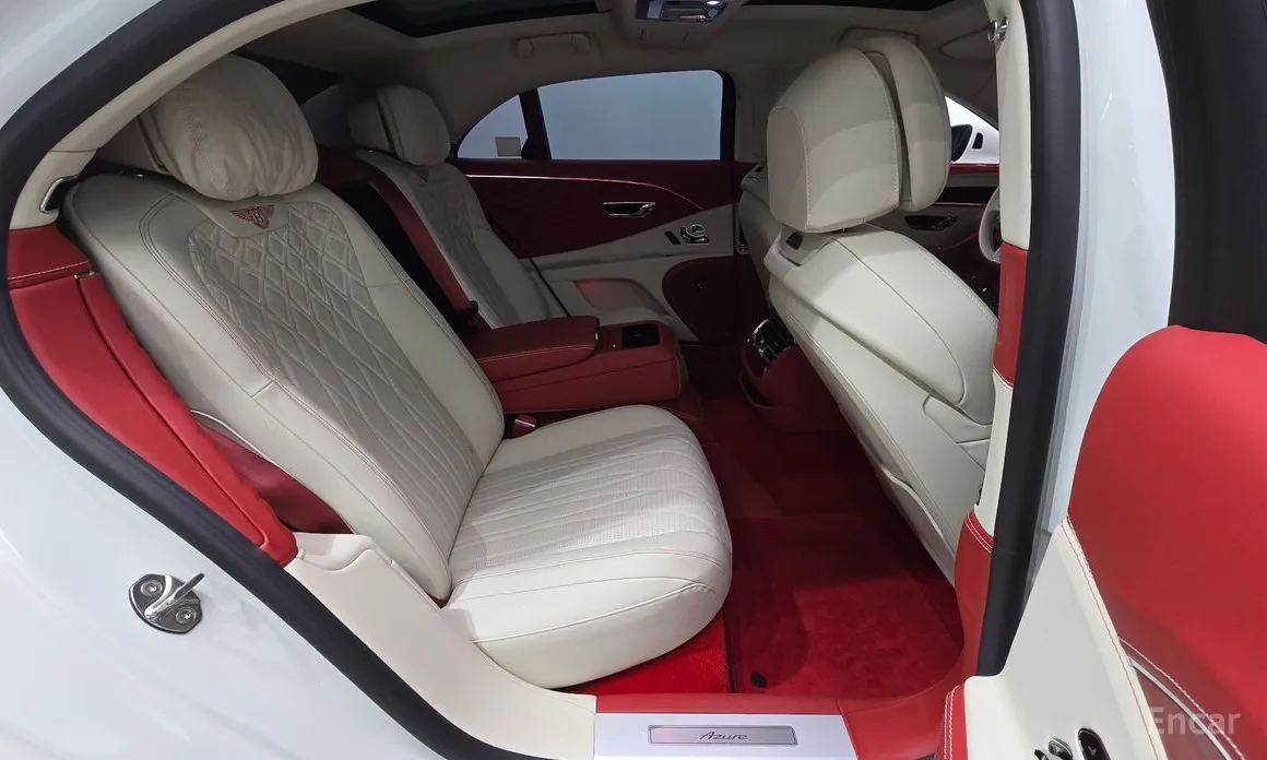 Фото 12 - Bentley Flying Spur