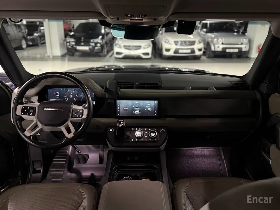 Фото 7 - Land Rover Defender