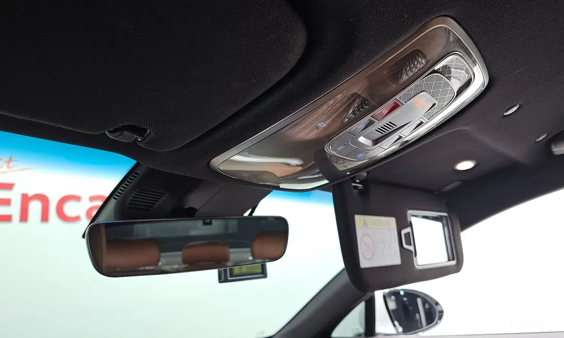 Фото 17 - Genesis G80