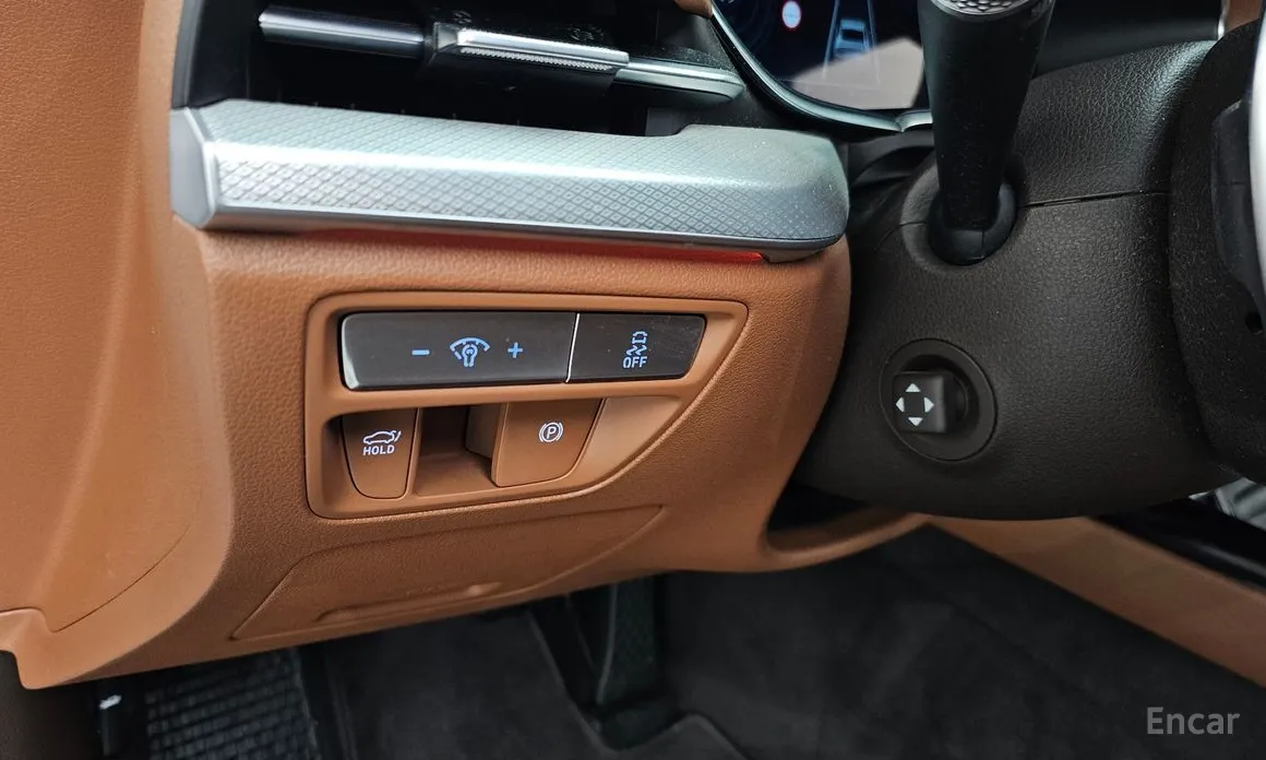 Фото 18 - Genesis G80