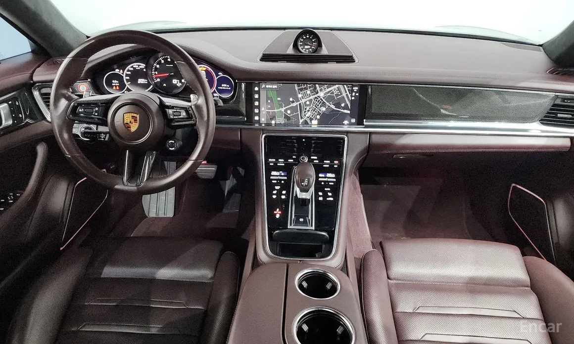 Фото 7 - Porsche Panamera