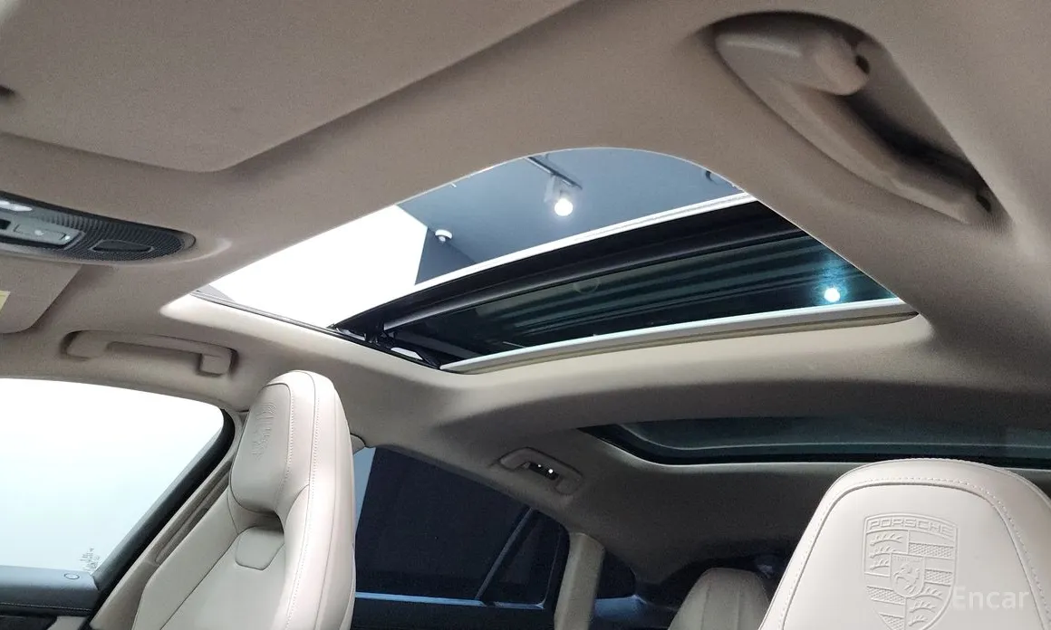 Фото 19 - Porsche Panamera