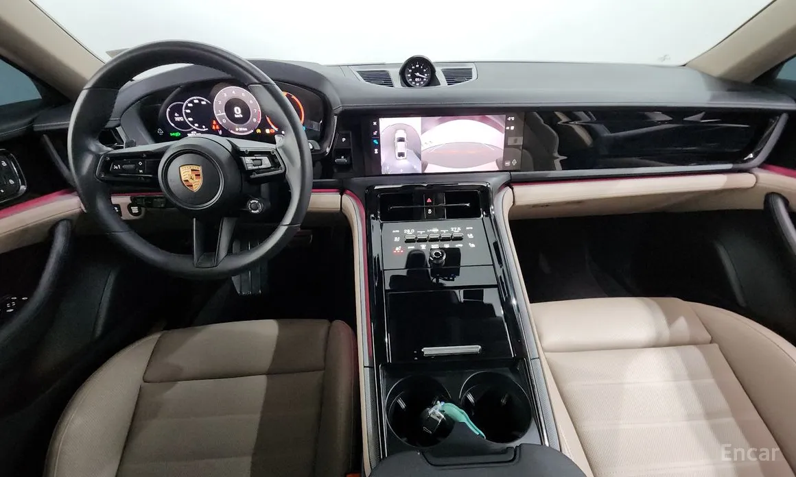 Фото 7 - Porsche Panamera