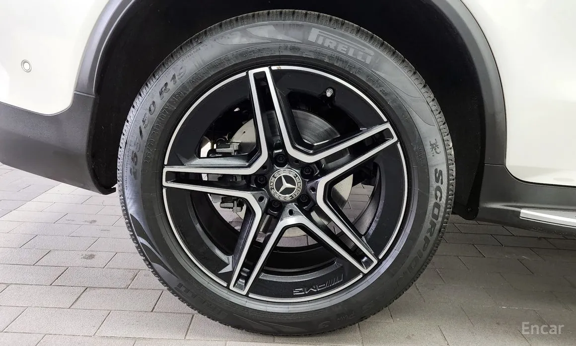 Mercedes-Benz GLC-Class 2016 GCL300 4MATIC Coupe