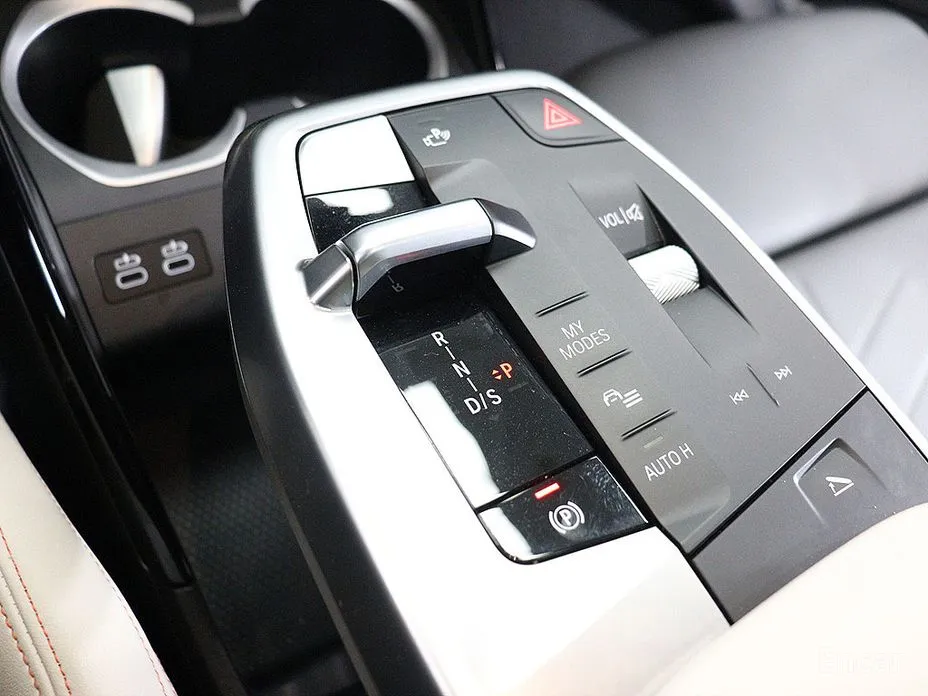 Фото 9 - BMW X2 (F39)