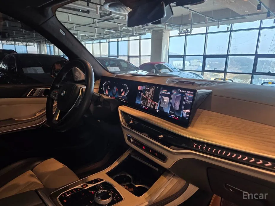 Фото 11 - BMW X7