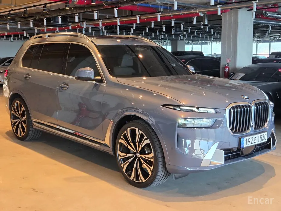 Фото 3 - BMW X7