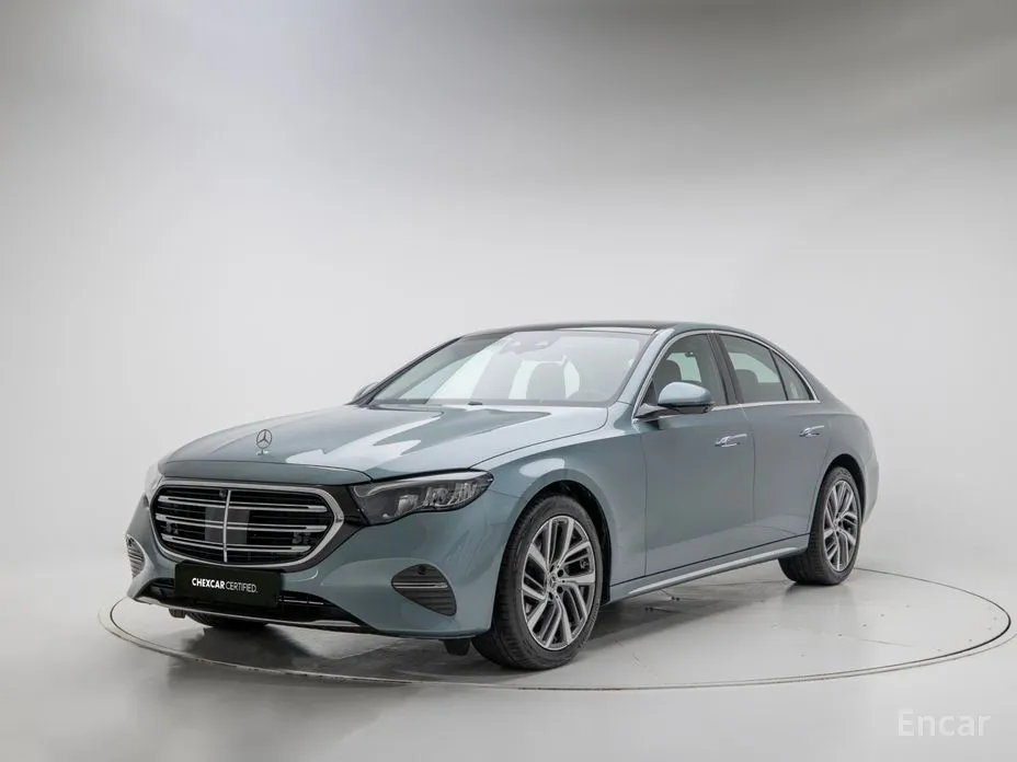 Фото 1 - Mercedes-Benz E-Class