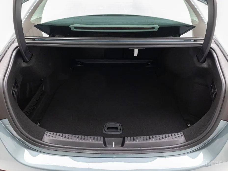 Фото 6 - Mercedes-Benz E-Class