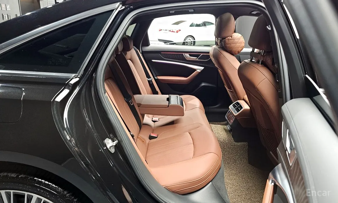 Фото 11 - Audi A6