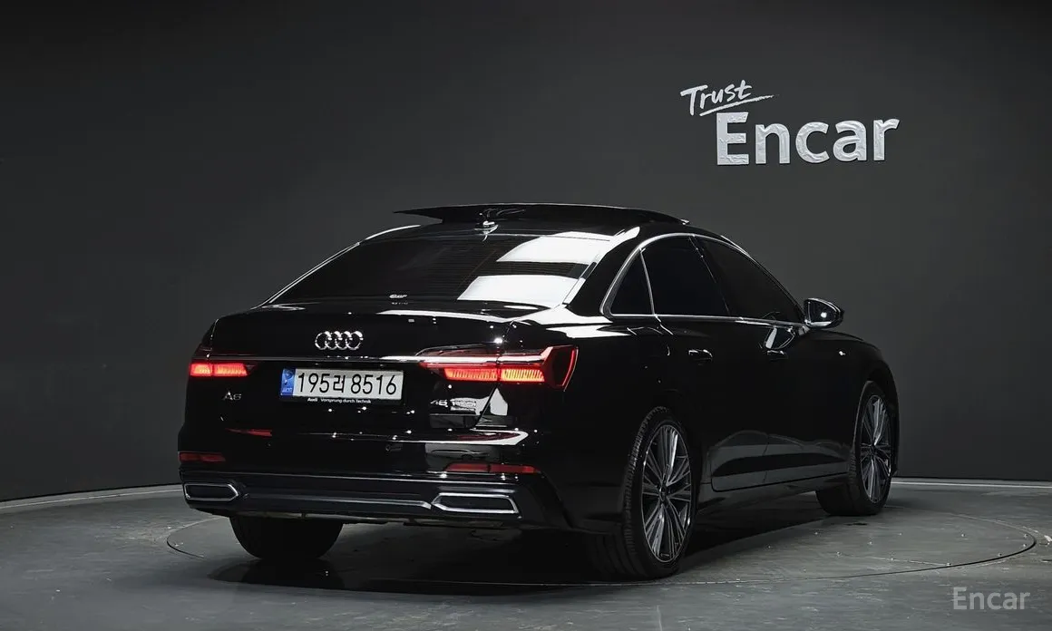 Фото 2 - Audi A6