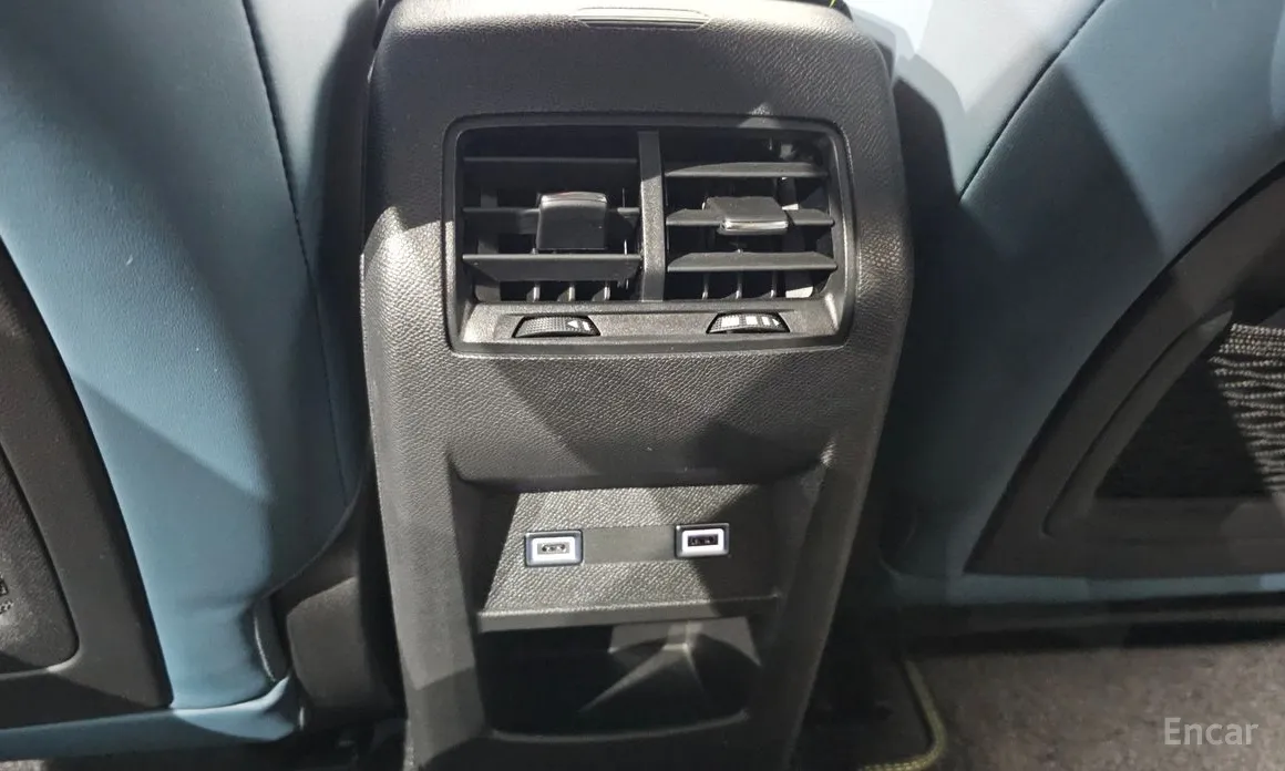 Фото 19 - Peugeot 408