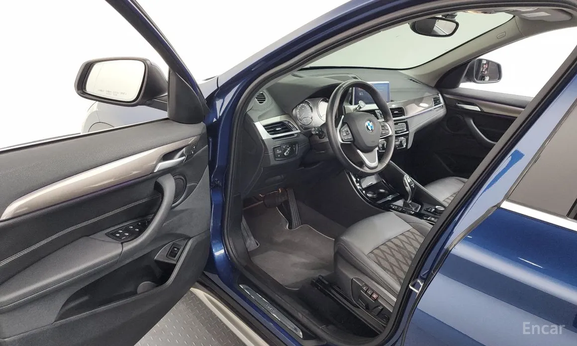 Фото 10 - BMW X1