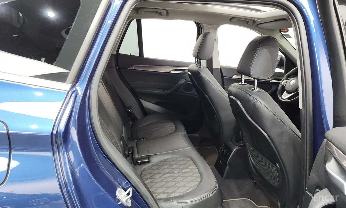 Фото 12 - BMW X1