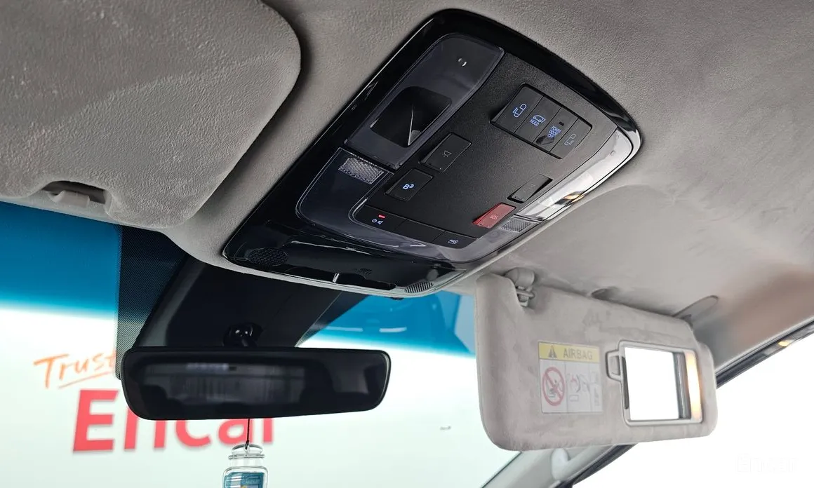 Фото 16 - Hyundai Staria