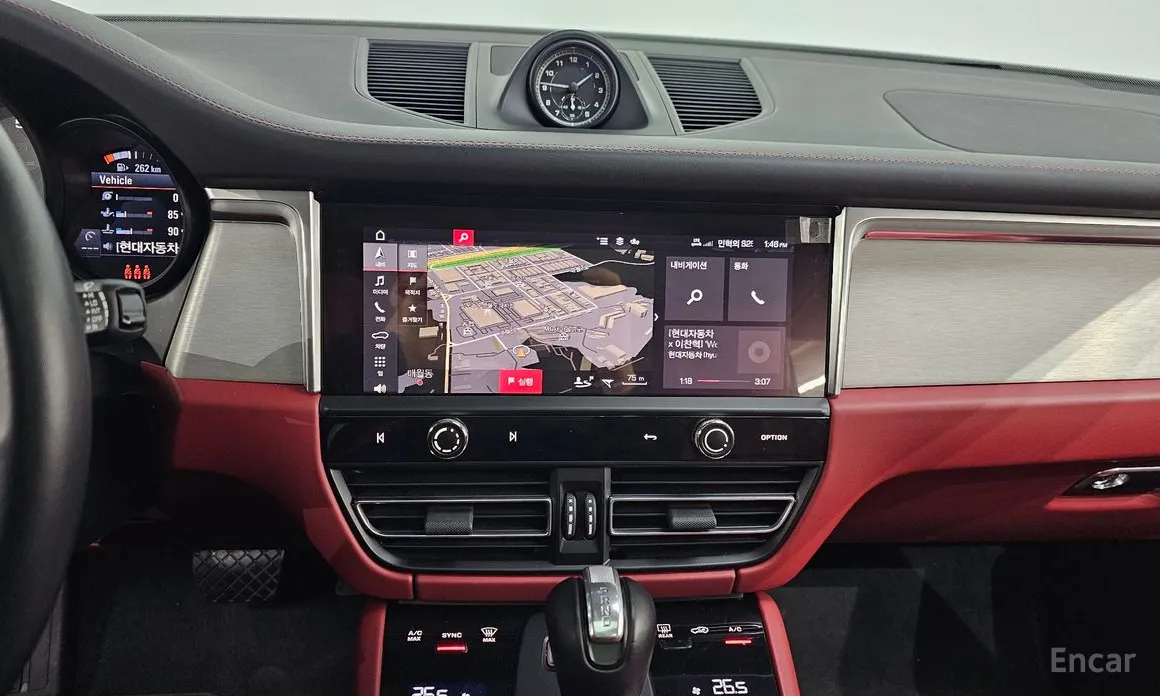 Фото 14 - Porsche Macan