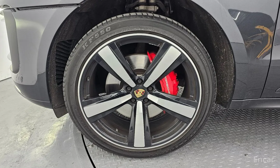 Фото 5 - Porsche Macan