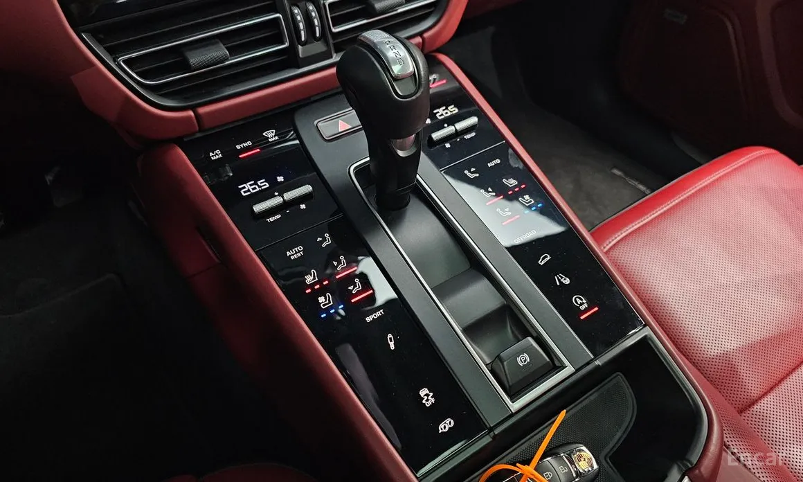 Фото 9 - Porsche Macan