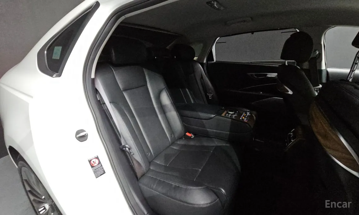 Фото 18 - Kia K9