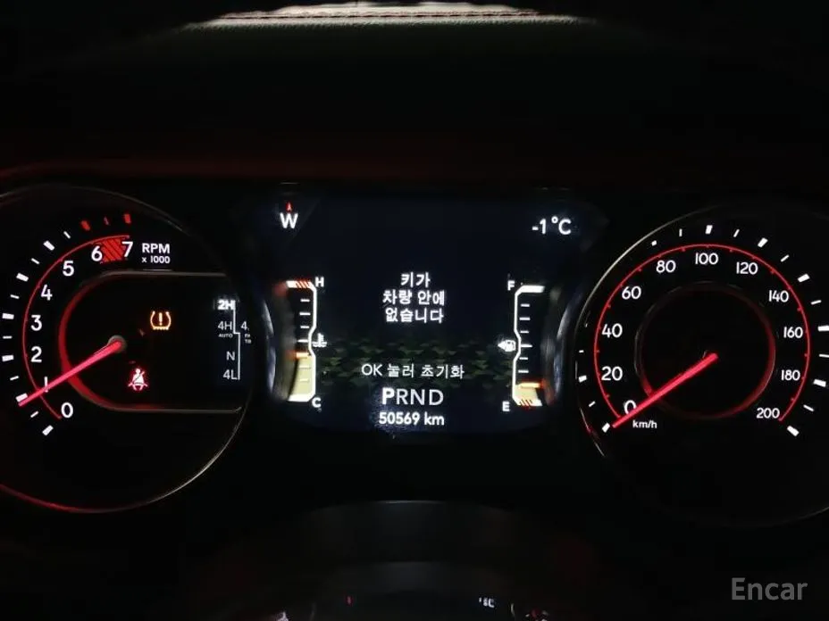 Фото 10 - Jeep Wrangler