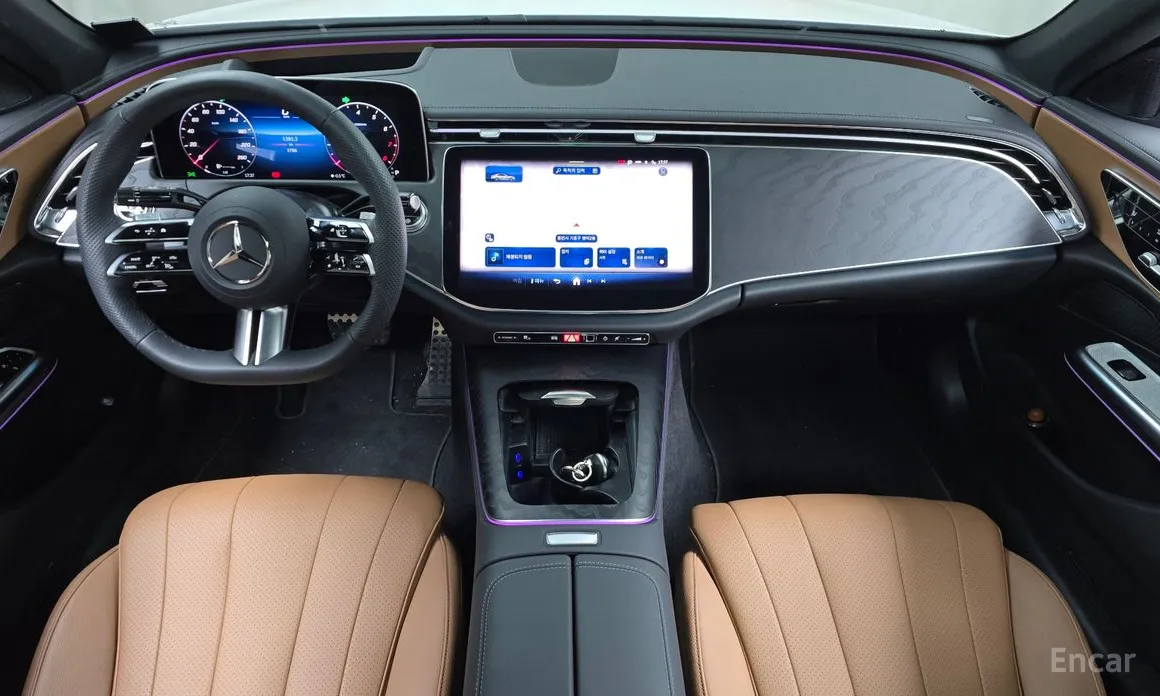 Фото 7 - Mercedes-Benz E-Class