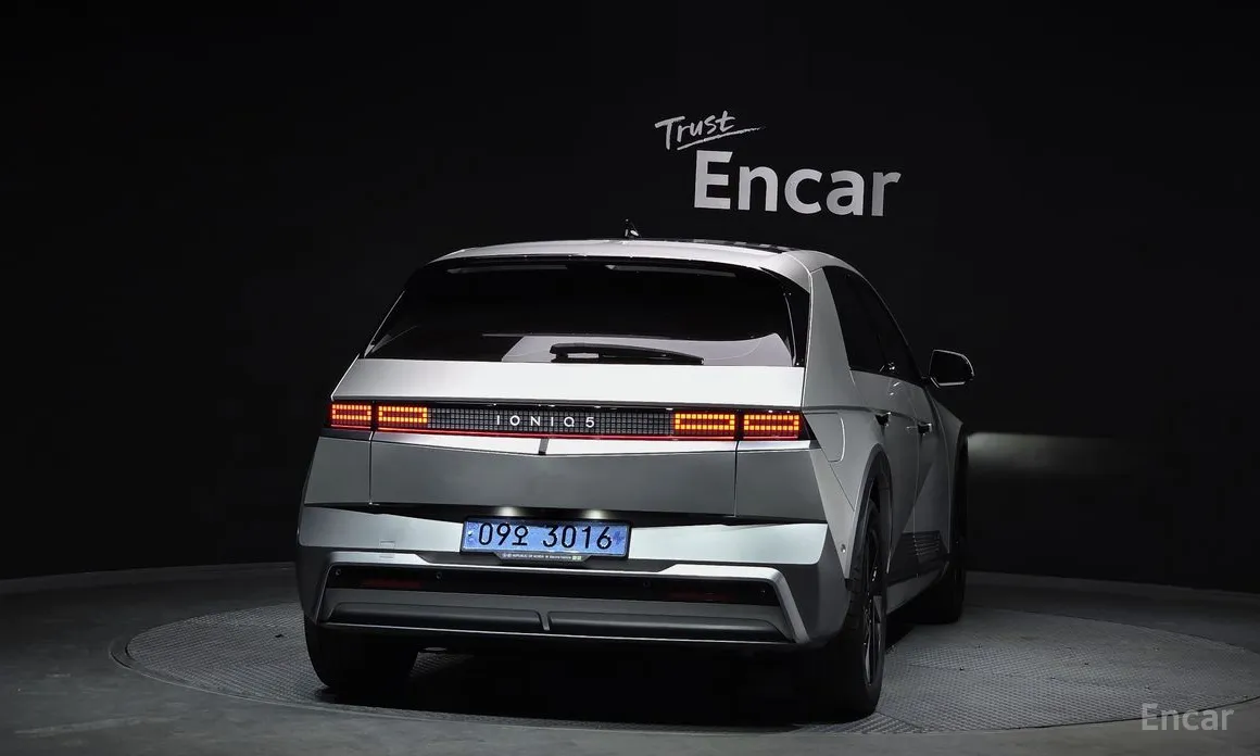 Фото 4 - Hyundai Ioniq 5