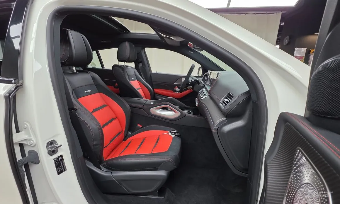 Фото 10 - Mercedes-Benz GLE-Class