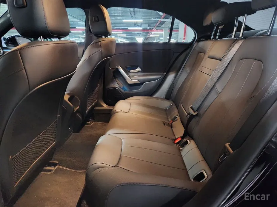 Фото 13 - Mercedes-Benz A-Class