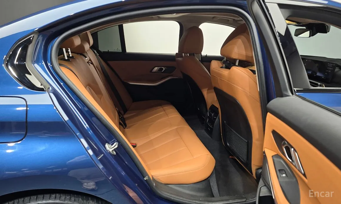 Фото 12 - BMW 3 Series