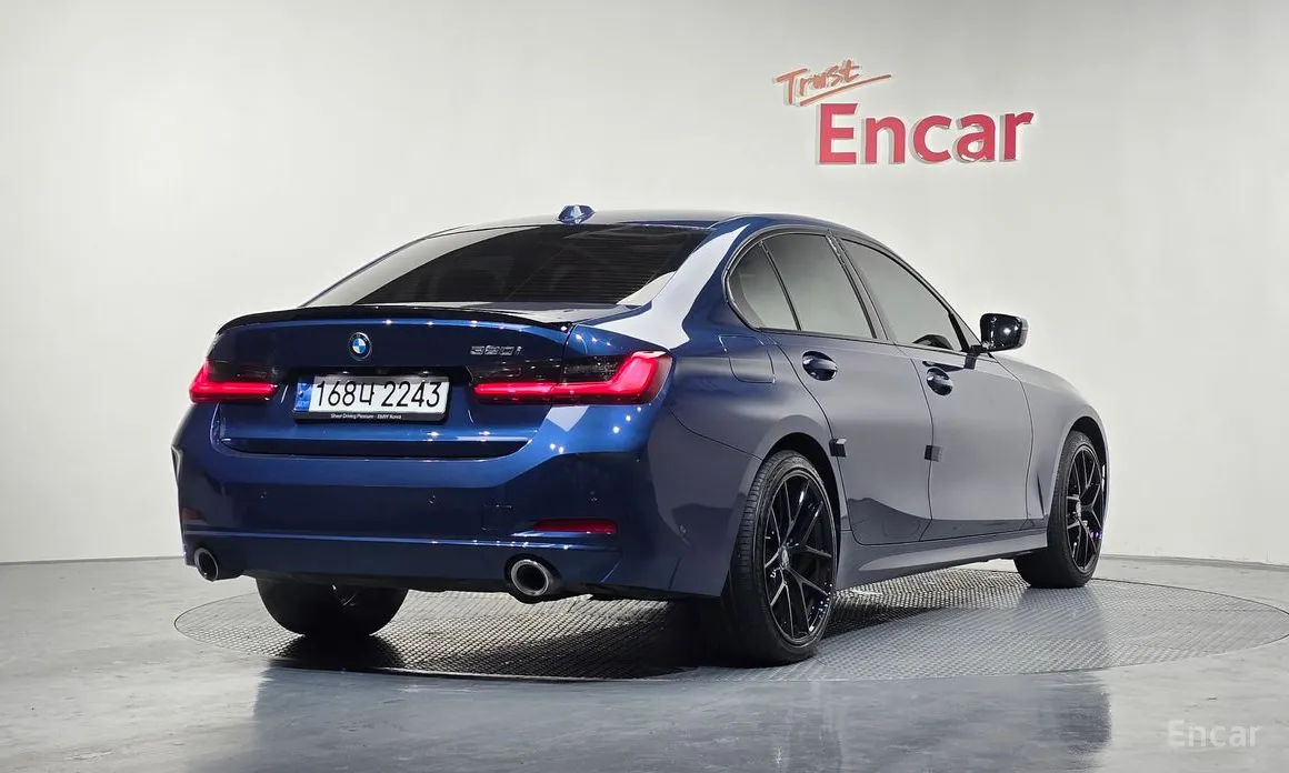 Фото 2 - BMW 3 Series